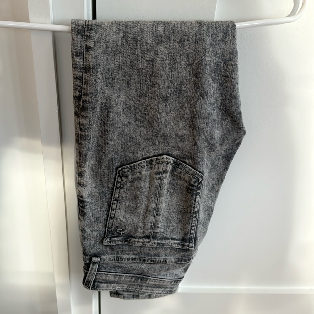 Rag and bone mid rise skinny jeans in acid wash